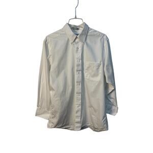 IZOD Men’s Solid Button Down Dress Shirt Color White Size Large 16.5 32/33